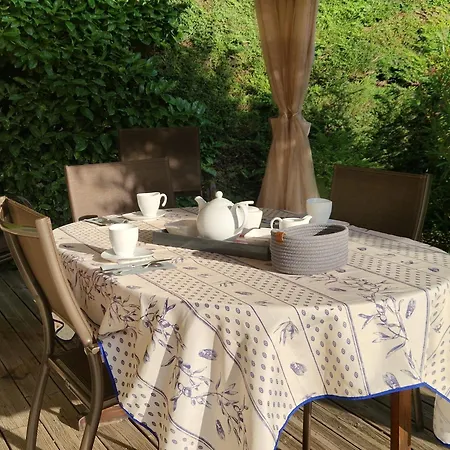 Сasa de vacaciones De Ségonac Saint-Georges-de-Luzençon
